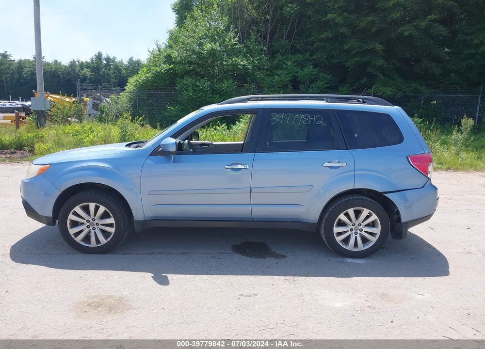 2011 SUBARU FORESTER 2.5X PREMIUM VIN: JF2SHADC1BH731943