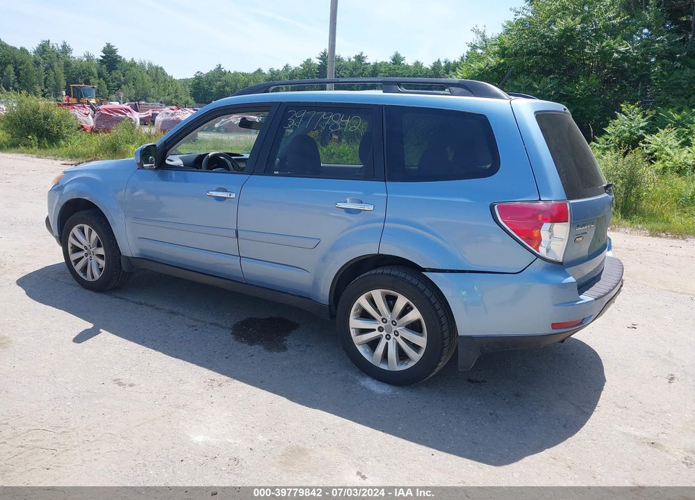 2011 SUBARU FORESTER 2.5X PREMIUM VIN: JF2SHADC1BH731943