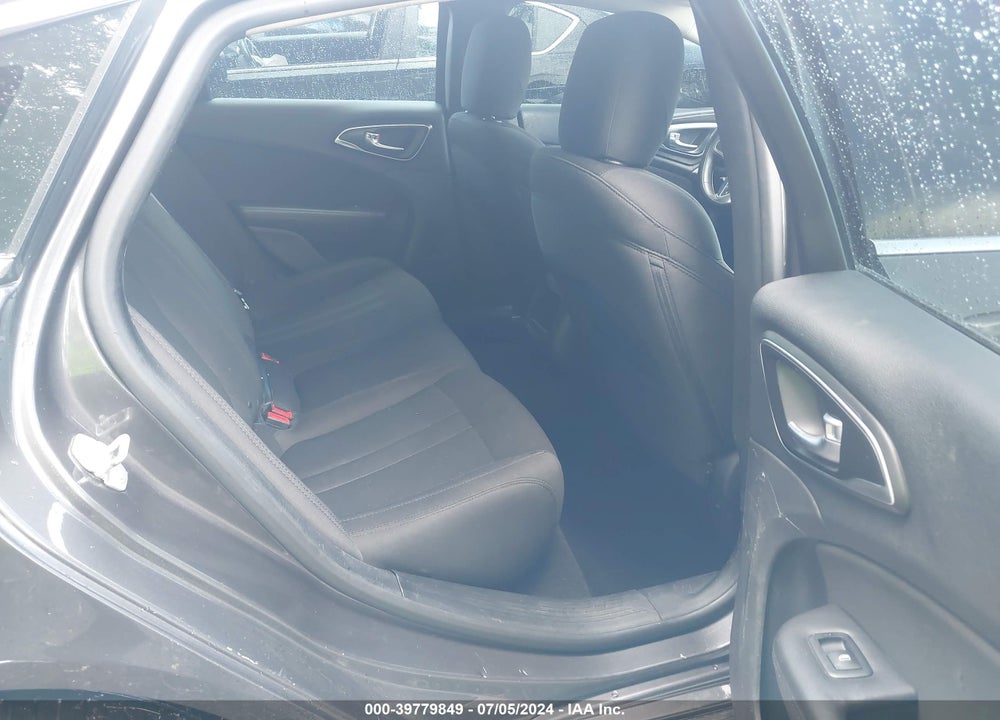 2016 CHRYSLER 200 LIMITED VIN: 1C3CCCABXGN150480