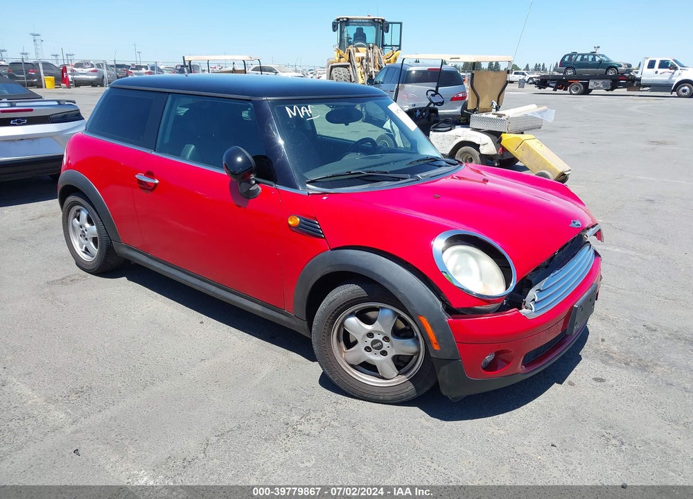 2009 MINI COOPER VIN: WMWMF33589TW70865