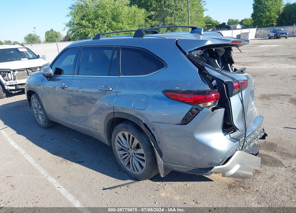 2022 TOYOTA HIGHLANDER PLATINUM VIN: 5TDFZRBH2NS196034
