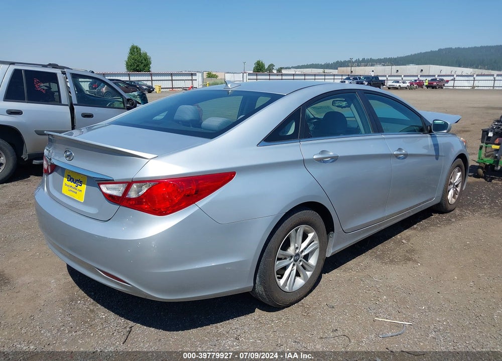 2013 HYUNDAI SONATA GLS VIN: 5NPEB4AC4DH772249