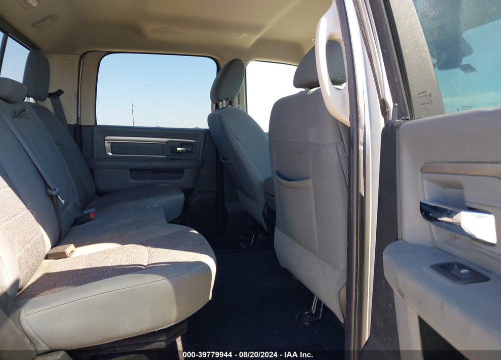 2018 RAM 1500 BIG HORN 4X4 5'7 BOX VIN: 1C6RR7LG6JS141117