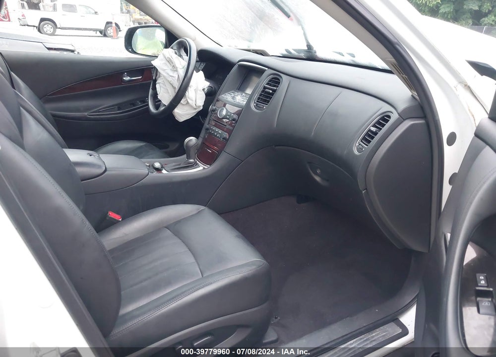 2017 INFINITI QX50 VIN: JN1BJ0RR9HM415140
