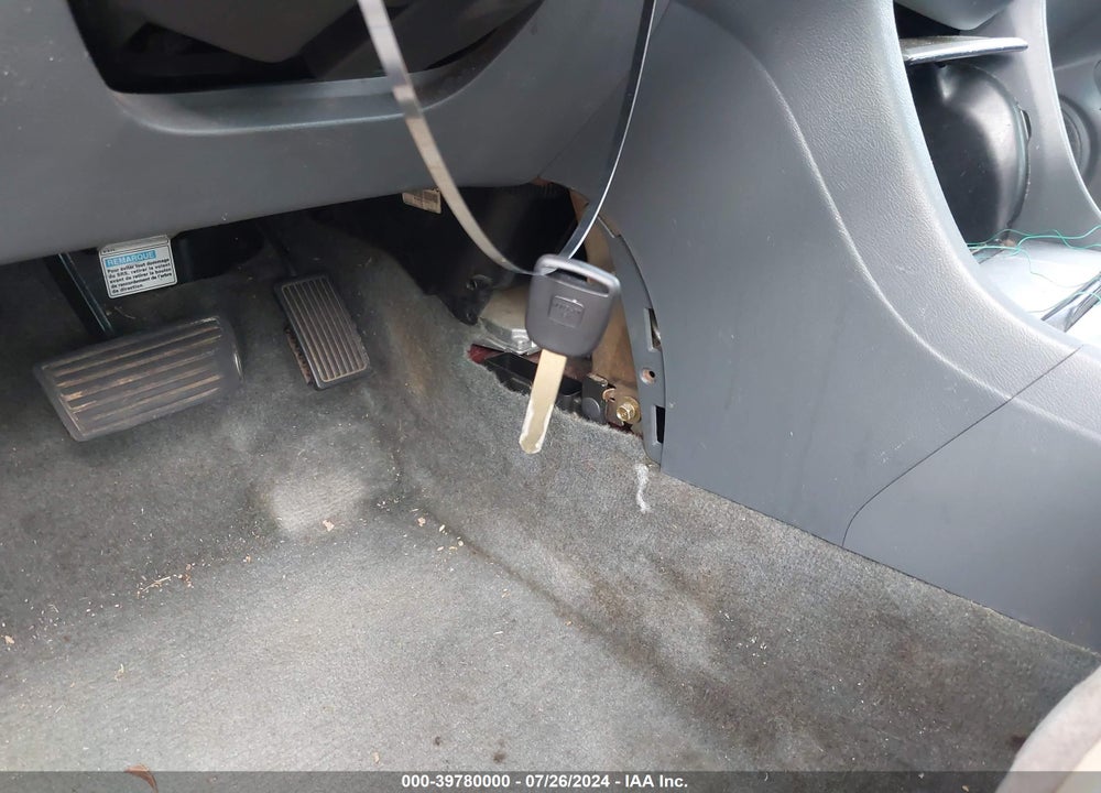 2004 HONDA ACCORD 3.0 EX VIN: 1HGCM665X4A061042
