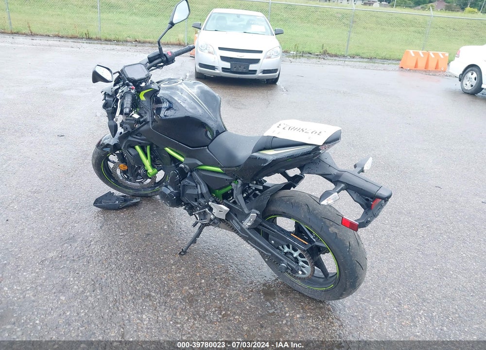 2022 KAWASAKI ER650 L VIN: ML5EREL16NDA73626
