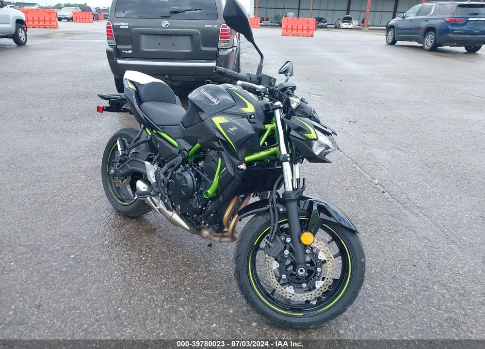 2022 KAWASAKI ER650 L VIN: ML5EREL16NDA73626