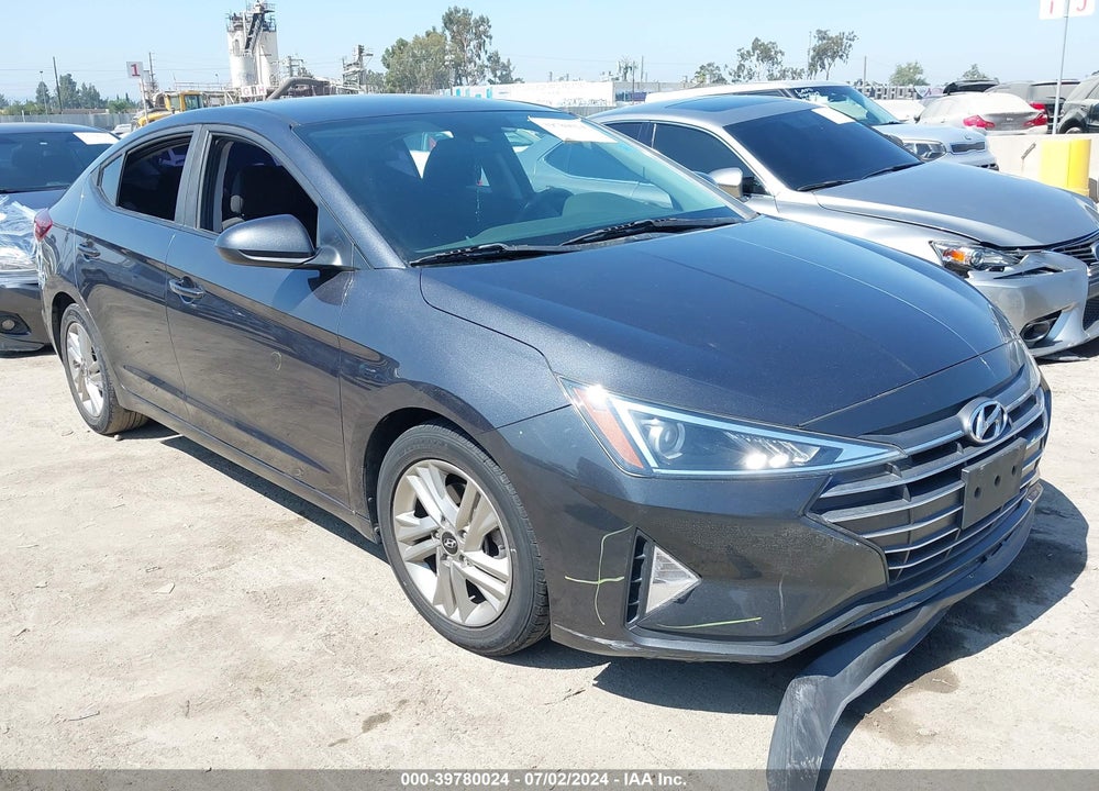 2020 HYUNDAI ELANTRA SEL VIN: 5NPD84LF1LH559615