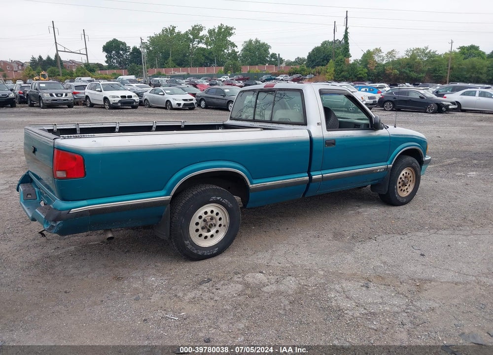 1995 CHEVROLET S TRUCK S10 VIN: 1GCDT14W5SK120025