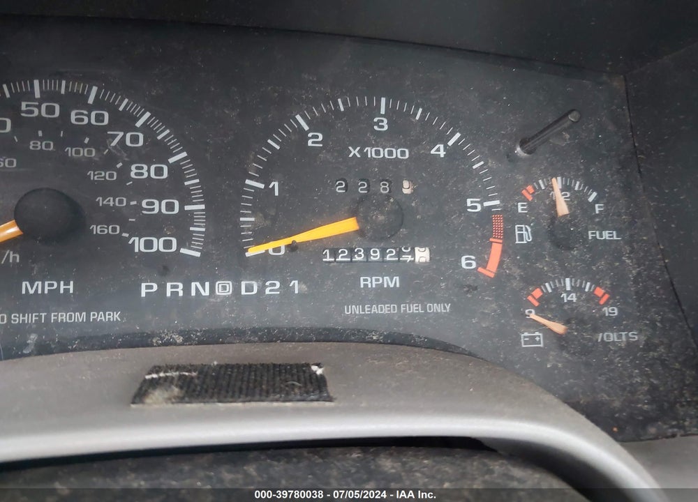 1995 CHEVROLET S TRUCK S10 VIN: 1GCDT14W5SK120025