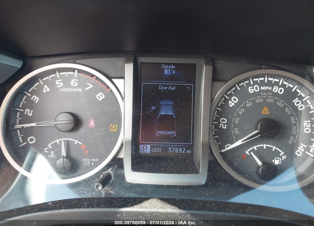 2018 TOYOTA TACOMA SR5 VIN: 3TMBZ5DN8JM013837