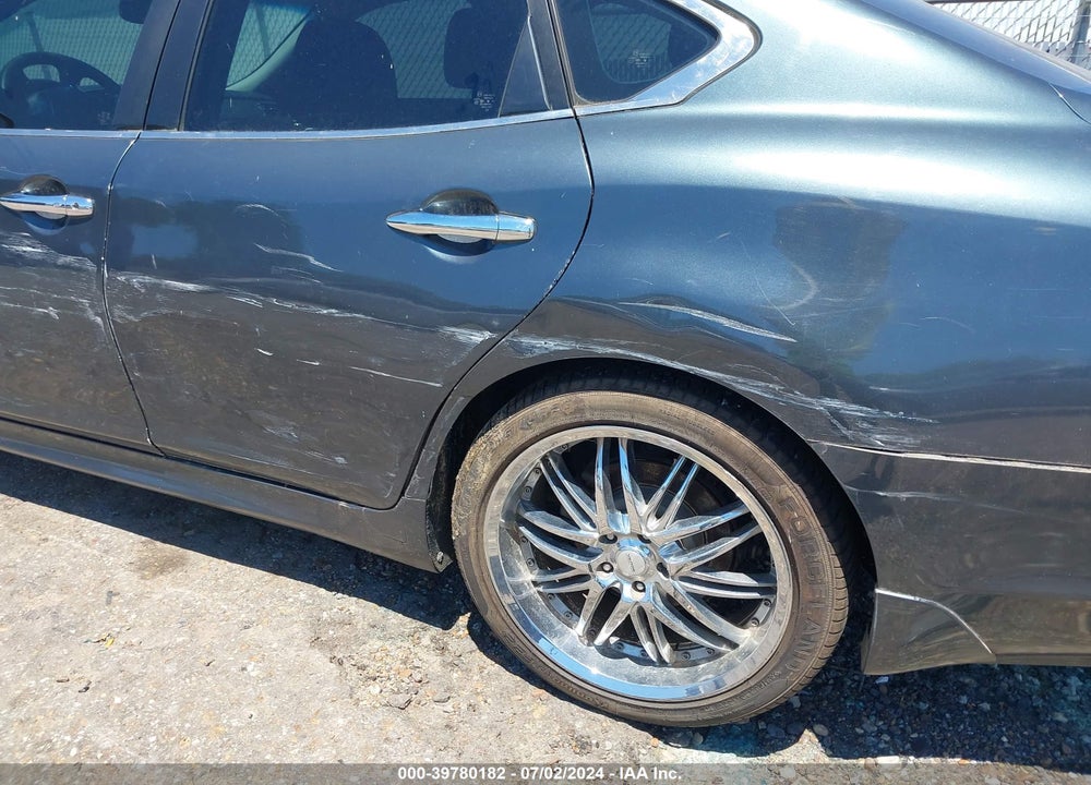 2011 INFINITI M37 VIN: JN1BY1AP1BM326519