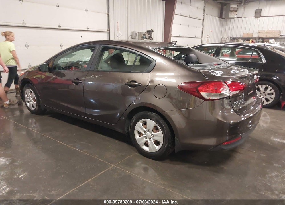 2017 KIA FORTE LX VIN: 3KPFL4A70HE011426