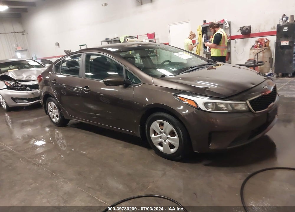 2017 KIA FORTE LX VIN: 3KPFL4A70HE011426
