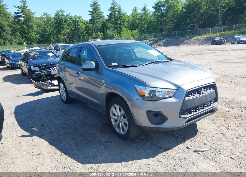 2015 MITSUBISHI OUTLANDER SPORT ES VIN: 4A4AR3AU3FE035195