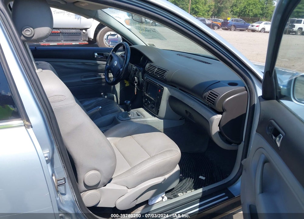 2003 VOLKSWAGEN PASSAT GLS VIN: WVWVD63B93E377296