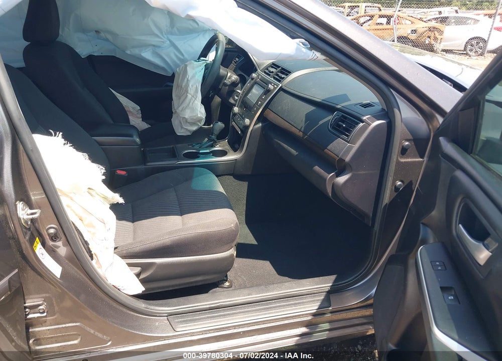 2017 TOYOTA CAMRY LE VIN: 4T1BF1FK7HU427388
