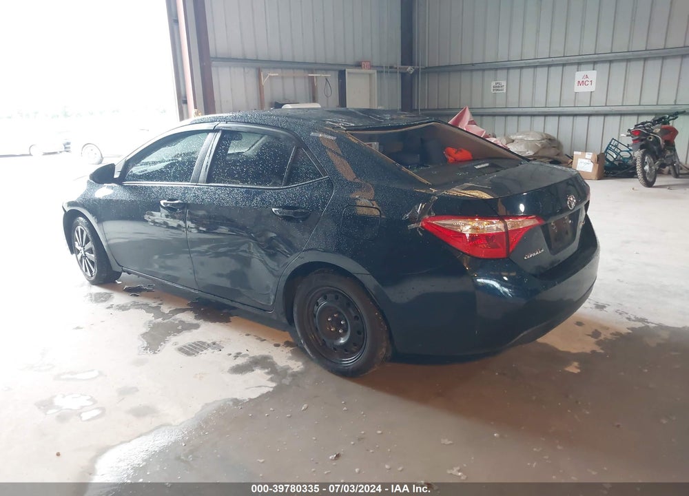 2018 TOYOTA COROLLA LE VIN: 5YFBURHE5JP810491