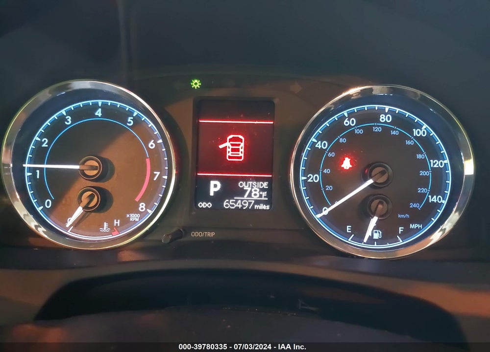 2018 TOYOTA COROLLA LE VIN: 5YFBURHE5JP810491