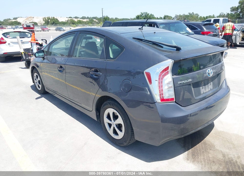 2013 TOYOTA PRIUS TWO VIN: JTDKN3DU3D1643225