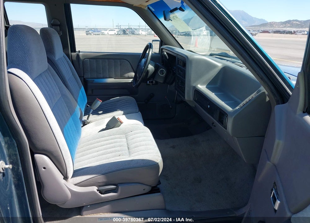 1994 DODGE DAKOTA VIN: 1B7GL23X2RW142046