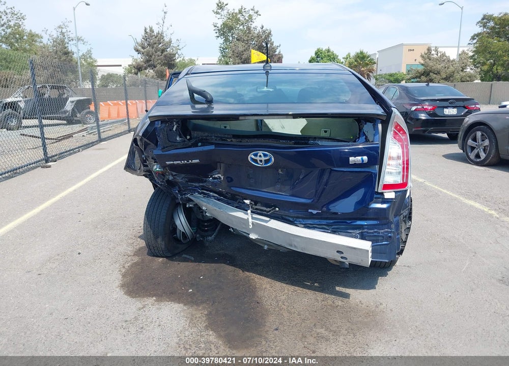 2013 TOYOTA PRIUS FOUR VIN: JTDKN3DU6D1689986