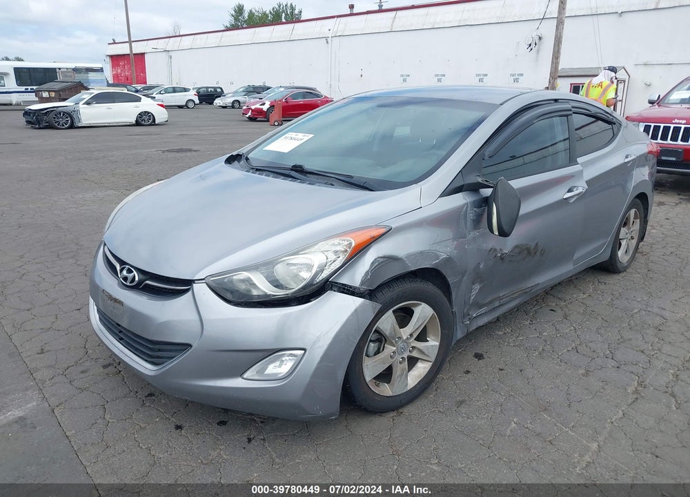 2013 HYUNDAI ELANTRA GLS VIN: KMHDH4AE1DU917597