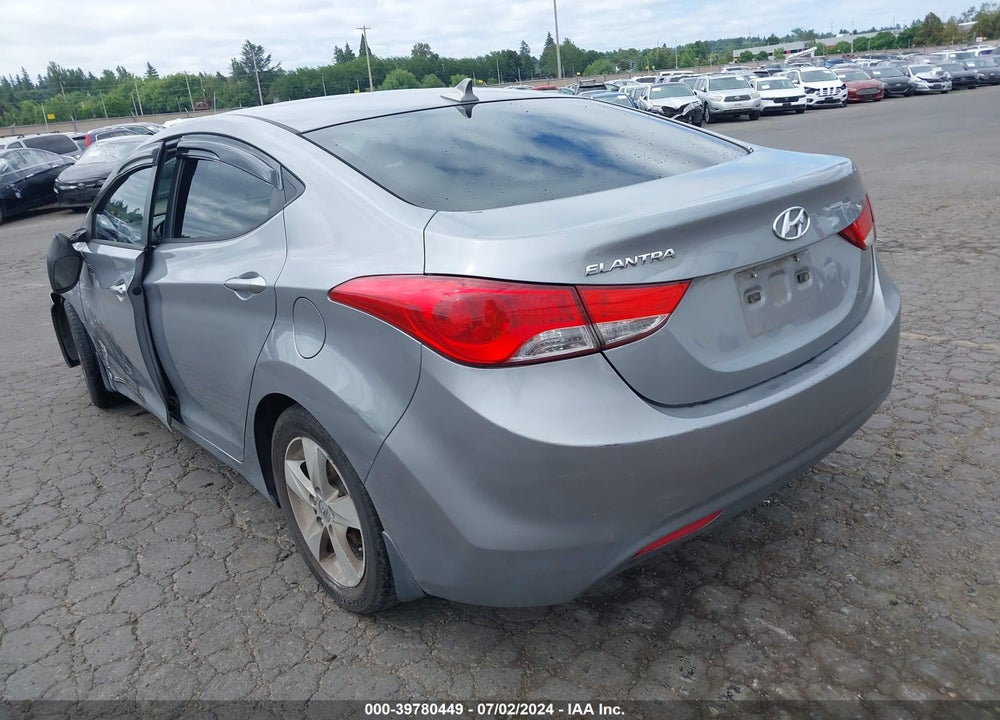 2013 HYUNDAI ELANTRA GLS VIN: KMHDH4AE1DU917597