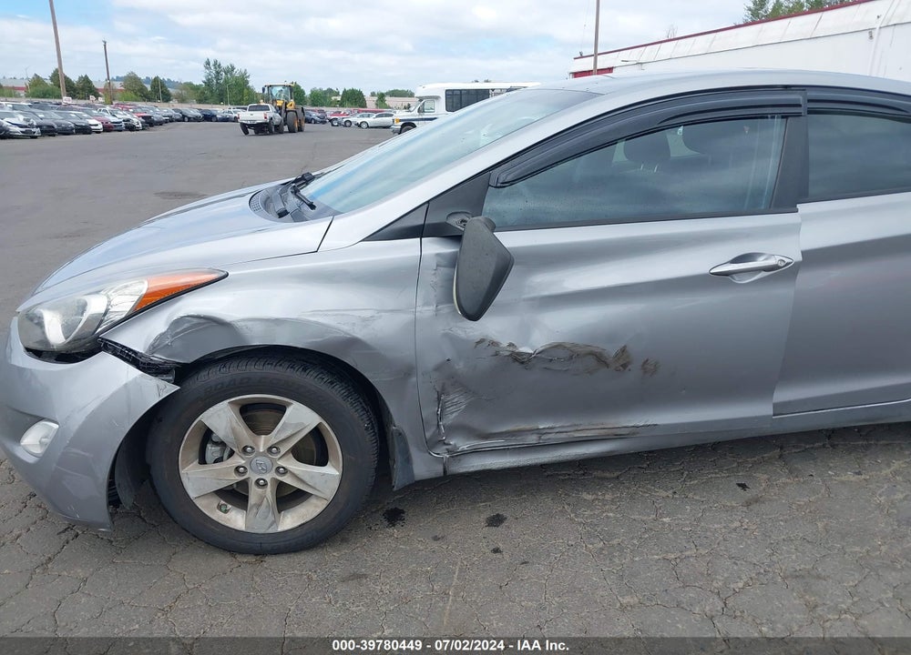 2013 HYUNDAI ELANTRA GLS VIN: KMHDH4AE1DU917597