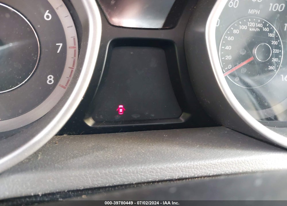2013 HYUNDAI ELANTRA GLS VIN: KMHDH4AE1DU917597