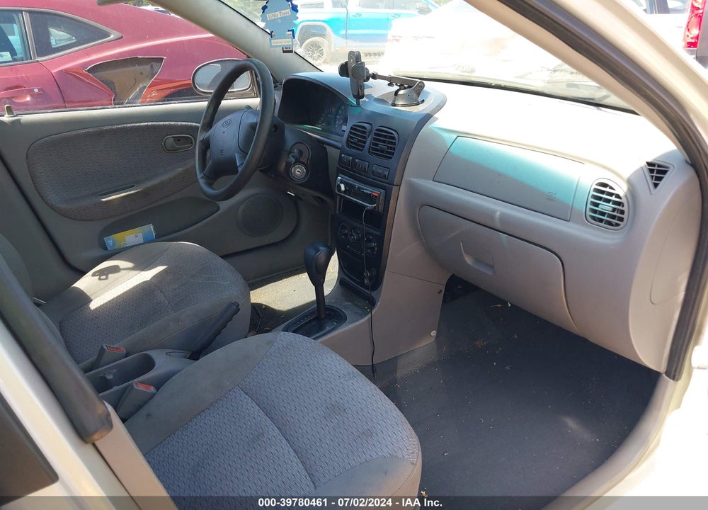 2002 KIA RIO VIN: KNADC123926184602
