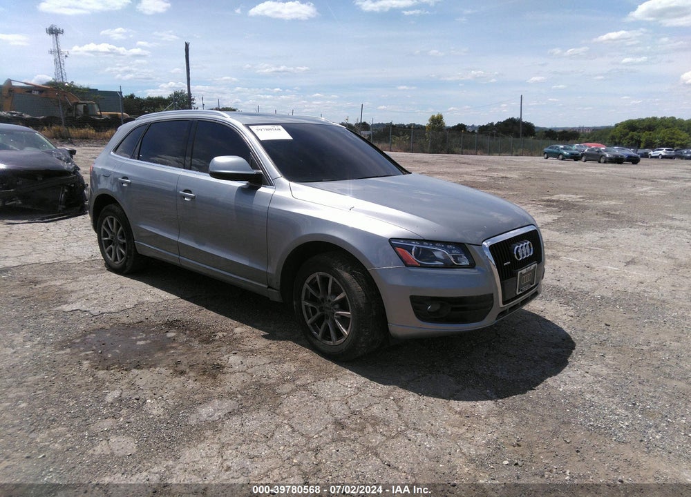 2010 AUDI Q5 3.2 PREMIUM VIN: WA1LKAFP6AA029560
