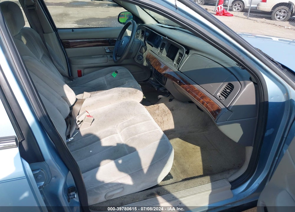 2008 MERCURY GRAND MARQUIS GS VIN: 2MEFM74V58X614387