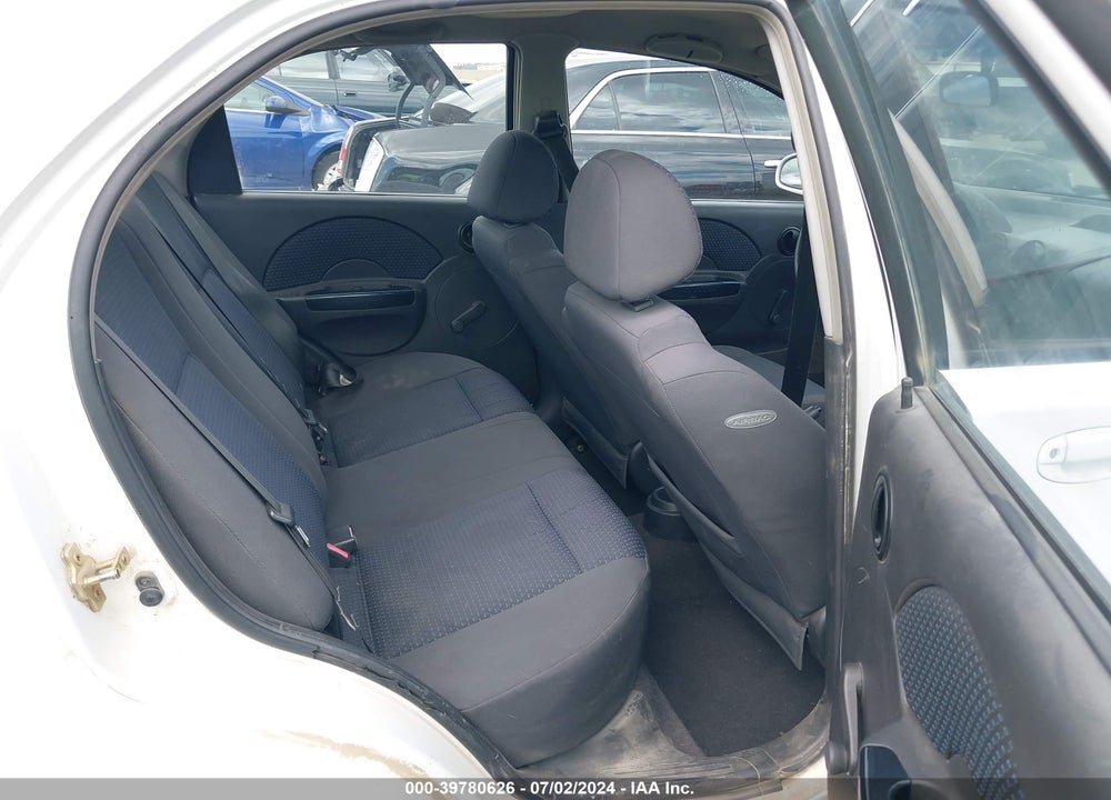 2006 CHEVROLET AVEO LS VIN: KL1TD56676B550214