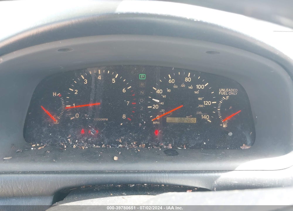 2001 LEXUS ES 300 VIN: JT8BF28G610313140