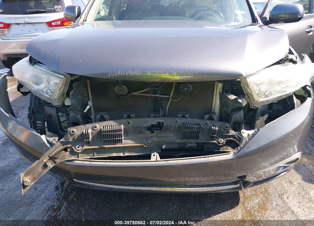 2013 TOYOTA HIGHLANDER LIMITED V6 VIN: 5TDDK3EH3DS204323