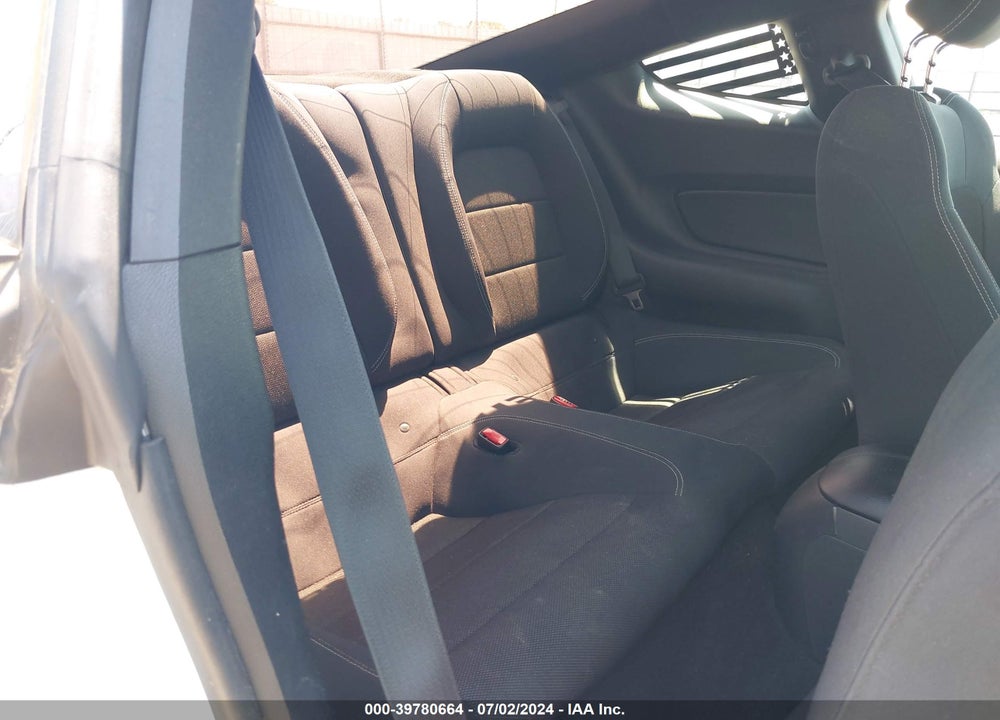2015 FORD MUSTANG V6 VIN: 1FA6P8AM9F5344238