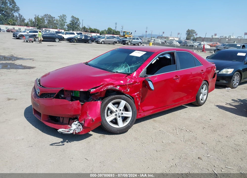 2014 TOYOTA CAMRY SE VIN: 4T1BF1FK0EU869506