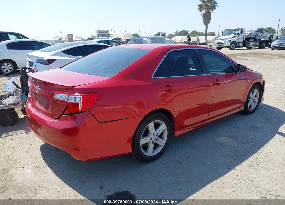 2014 TOYOTA CAMRY SE VIN: 4T1BF1FK0EU869506