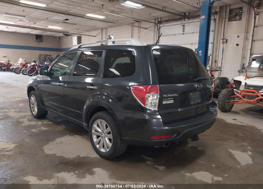 2011 SUBARU FORESTER 2.5X TOURING VIN: JF2SHAGC4BH737103