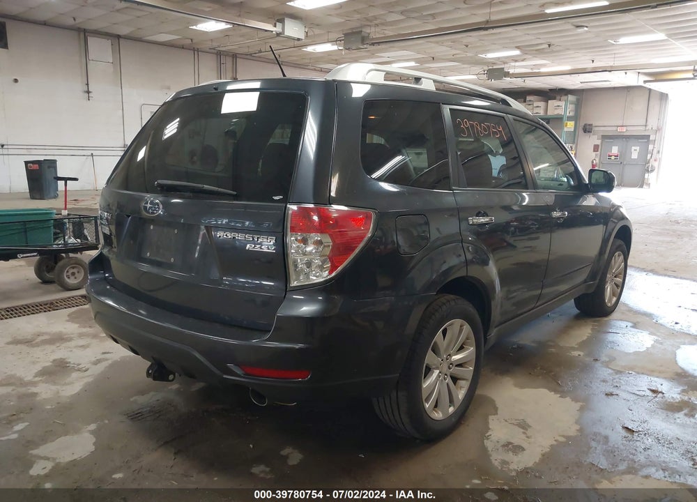 2011 SUBARU FORESTER 2.5X TOURING VIN: JF2SHAGC4BH737103