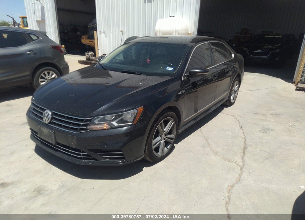 2017 VOLKSWAGEN PASSAT 1.8T R-LINE VIN: 1VWDT7A38HC055720
