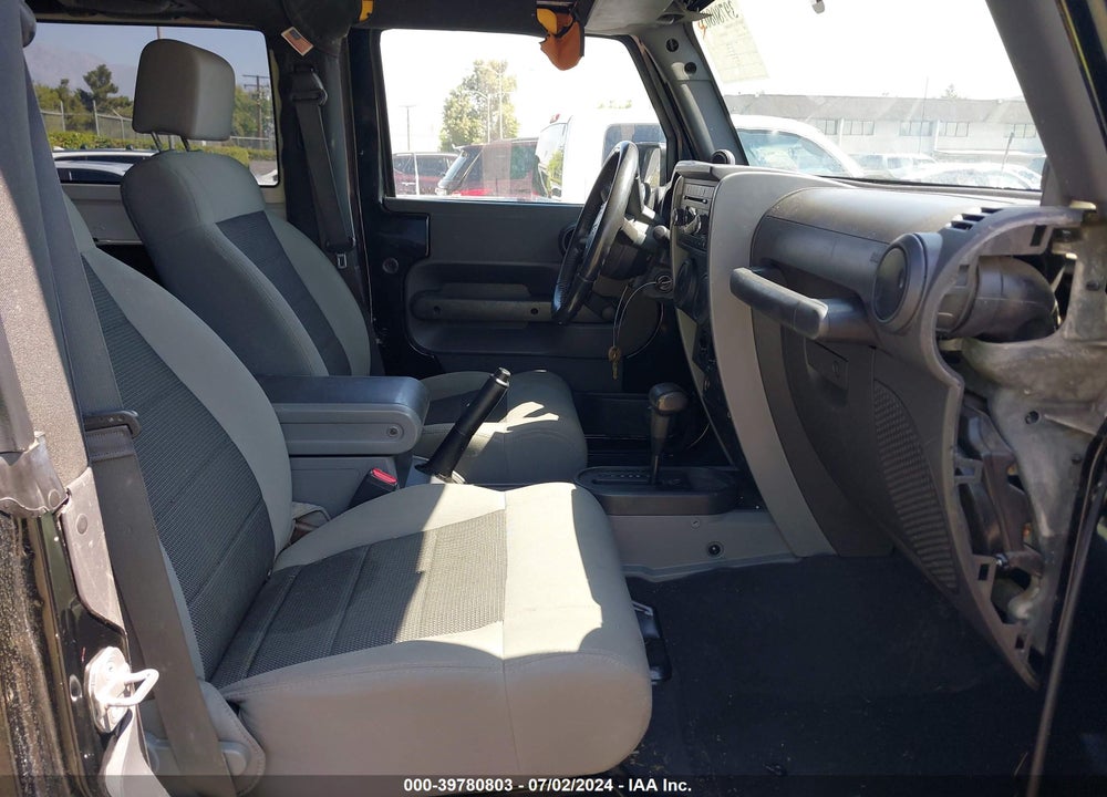 2008 JEEP WRANGLER X VIN: 1J4FA24138L513012