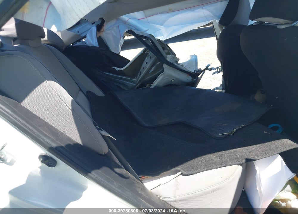 2014 TOYOTA COROLLA LE PLUS VIN: 5YFBURHE9EP105568