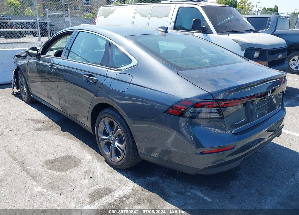2024 HONDA ACCORD EX VIN: 1HGCY1F38RA021555