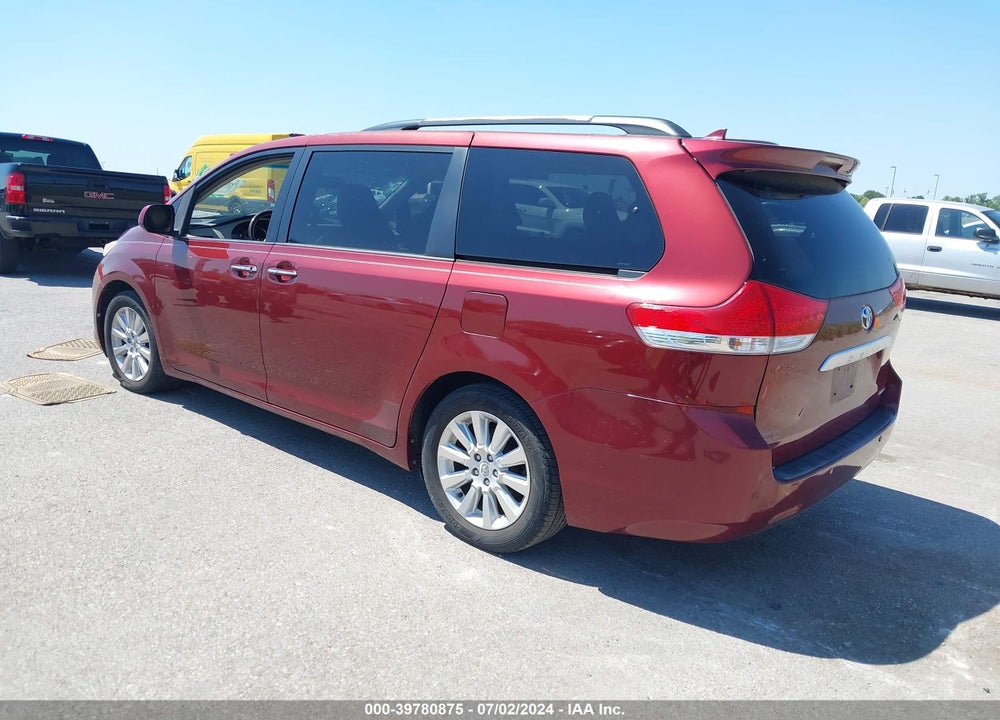 2011 TOYOTA SIENNA LIMITED V6 VIN: 5TDYK3DC1BS040705