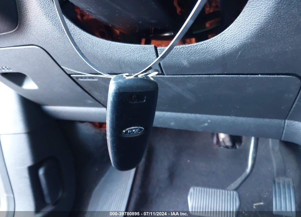 2019 FORD ESCAPE SEL VIN: 1FMCU9HD9KUA73307