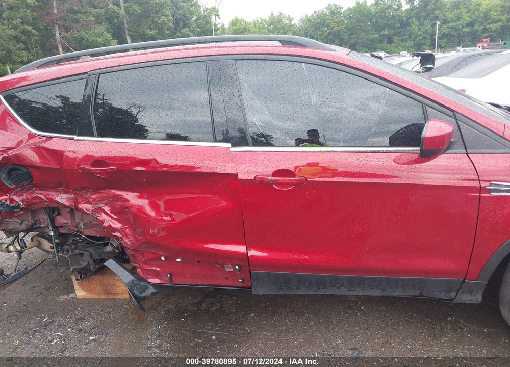 2019 FORD ESCAPE SEL VIN: 1FMCU9HD9KUA73307