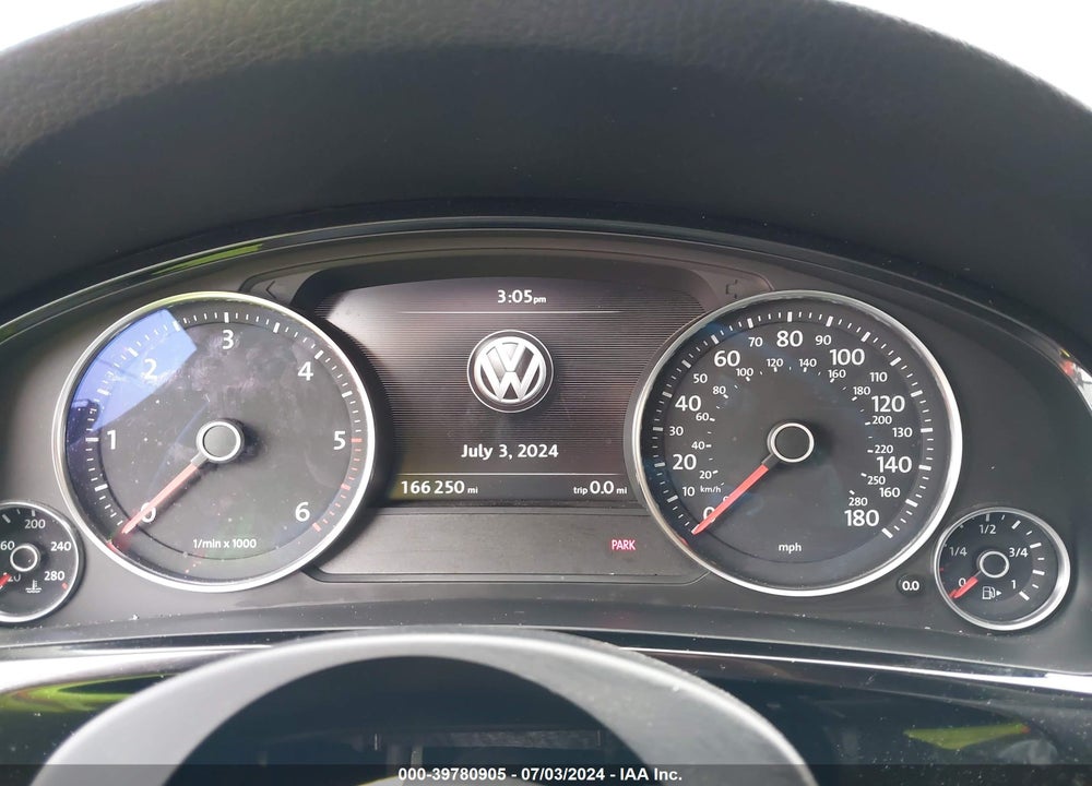 2014 VOLKSWAGEN TOUAREG TDI SPORT VIN: WVGEP9BP7ED007104