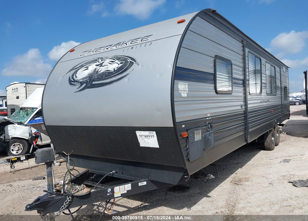 2019 FOREST RIVER CHEROKEE 284 VIN: 4X4TCKD29KX140161